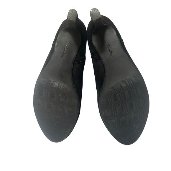 Clarks Collection Adriel Sadie Black Suede Booties Chic Comfort SZ 9.5M - Picture 10 of 11
